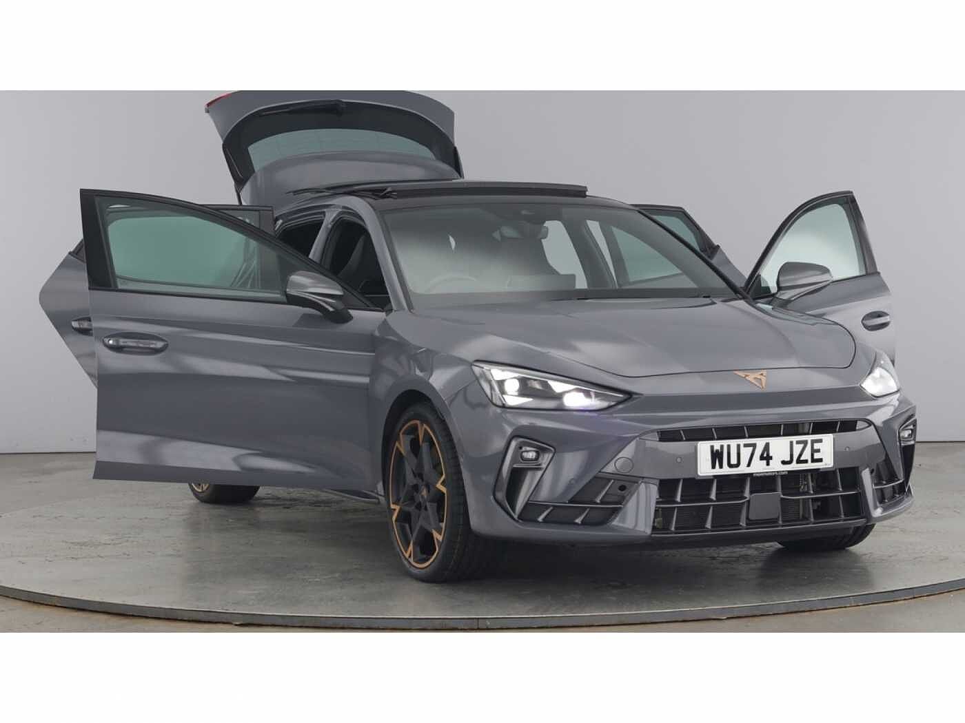 Cupra Leon NF VZ First Edition 1.4 e-HYBRID 245PS AFV DSG