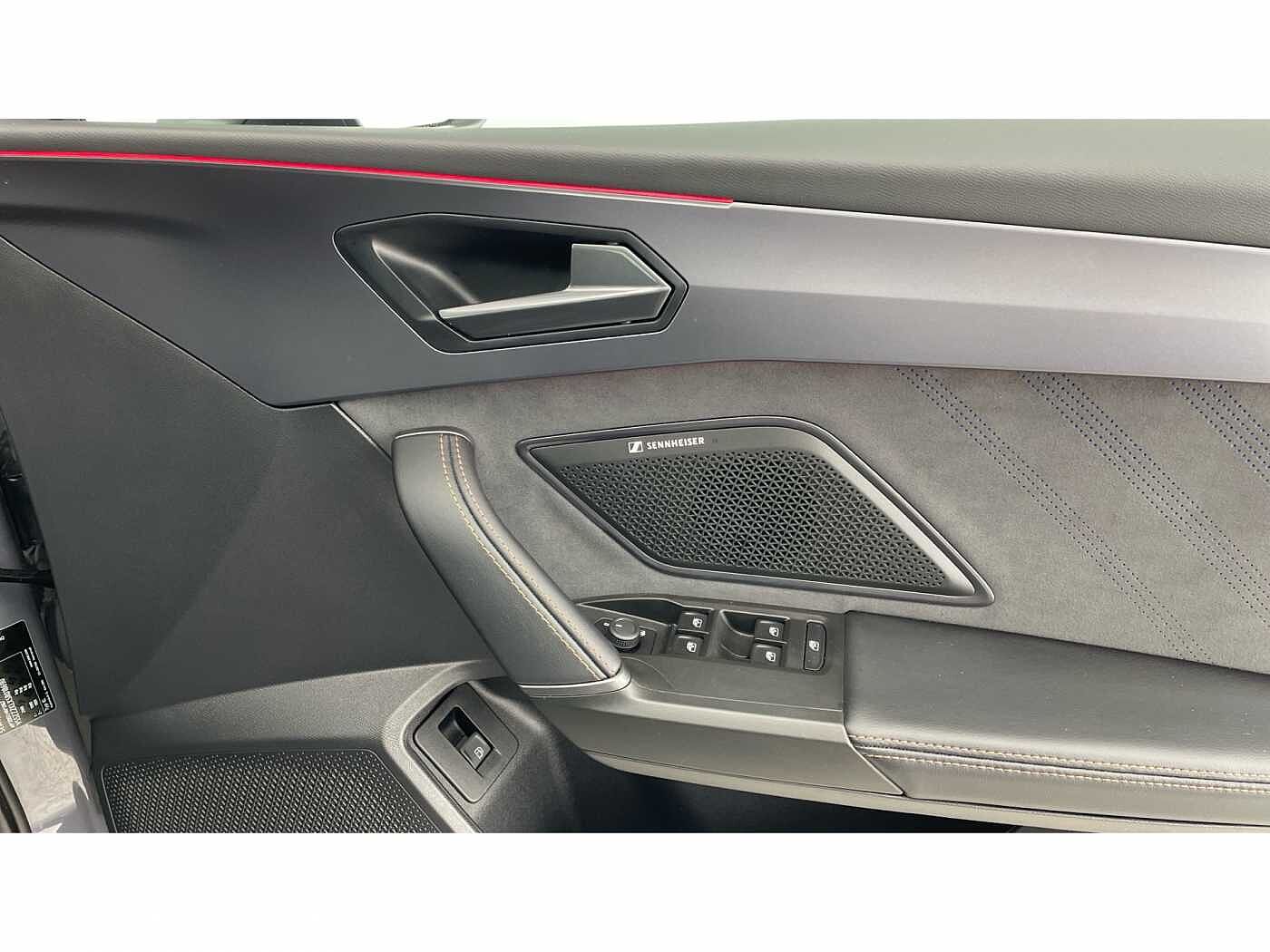 Cupra Leon NF VZ First Edition 1.4 e-HYBRID 245PS AFV DSG