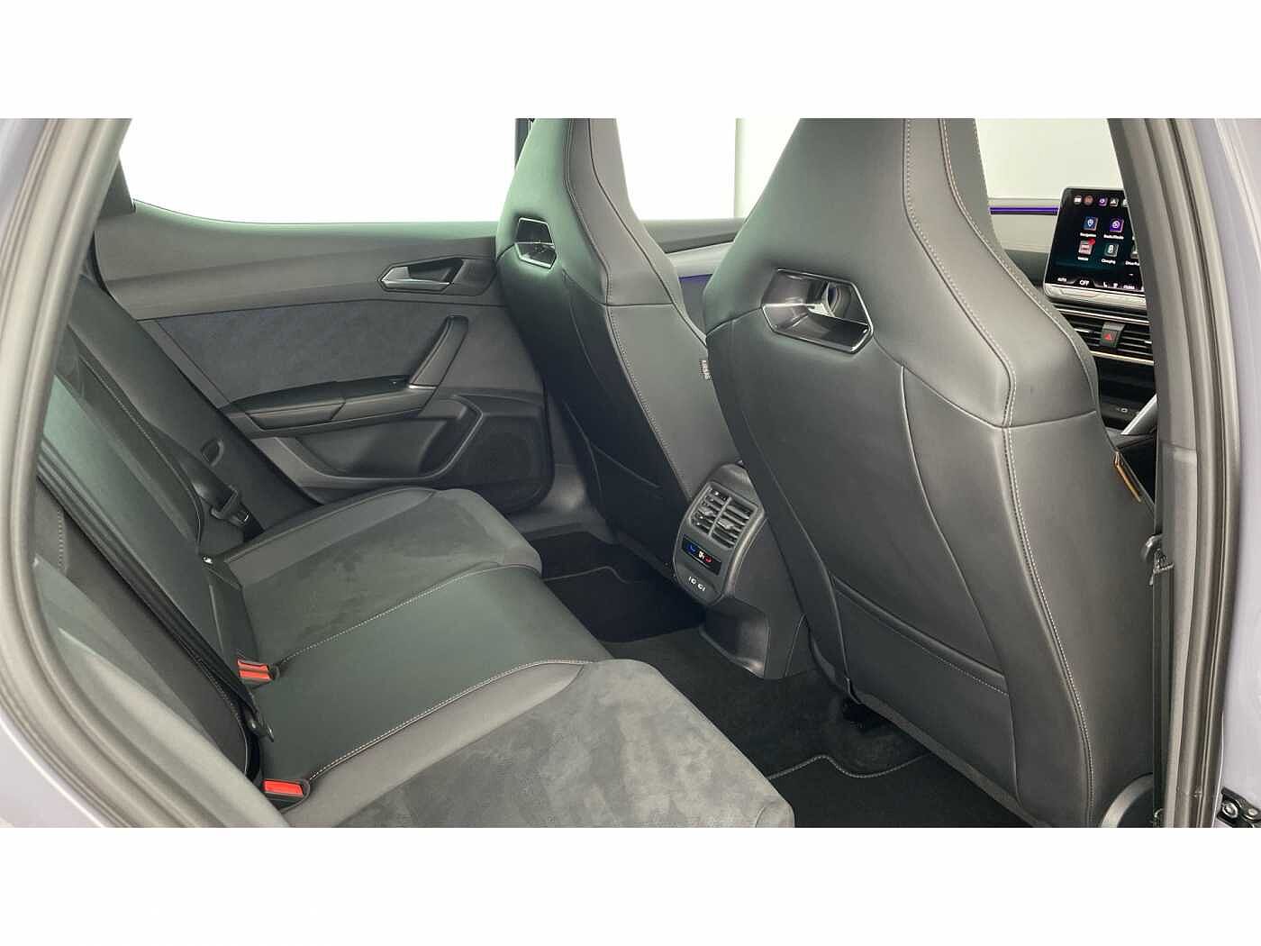 Cupra Leon NF VZ First Edition 1.4 e-HYBRID 245PS AFV DSG